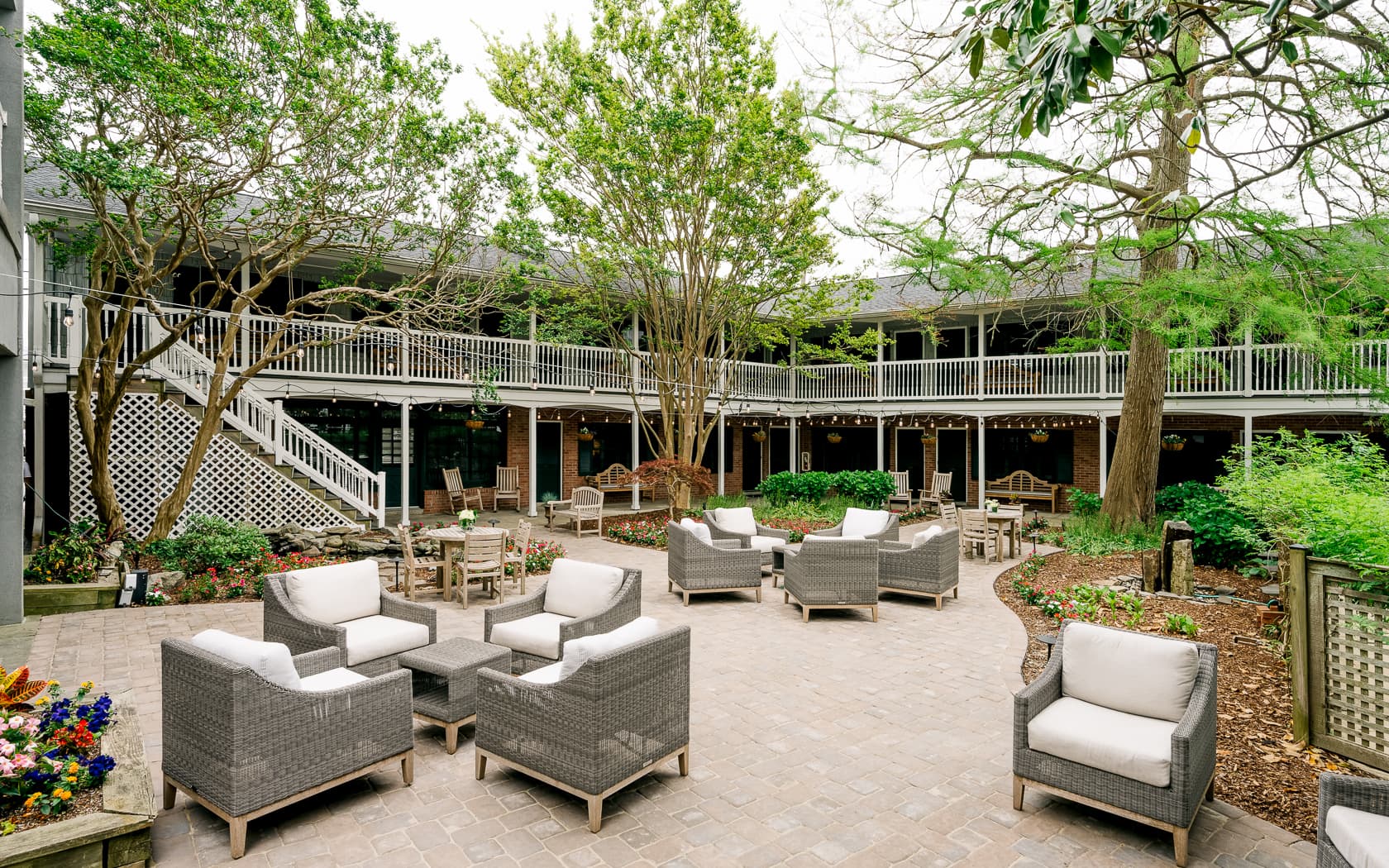 How an EOS Hospitality property manages communication for their hotel and the spa bookings.